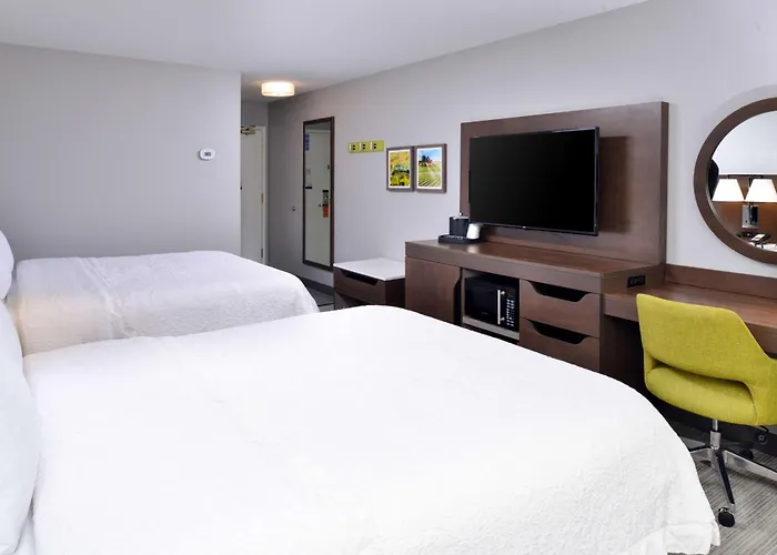 Hampton Inn Laporte